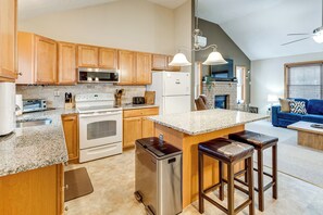 Talo (4 Bedrooms) | Sisätilat