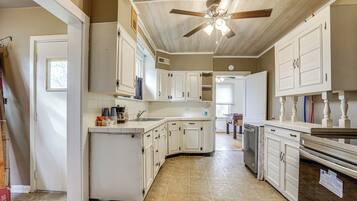 Rumah (3 Bedrooms) | Interior