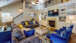 Interior - Patio Oasis w/ Hot Tub! Lake Livingston Estate (Coldspring)