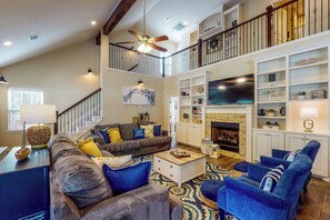 House (3 Bedrooms) | Interior - Cape Royale 3BR Estate by Lake Livingston (Coldspring)