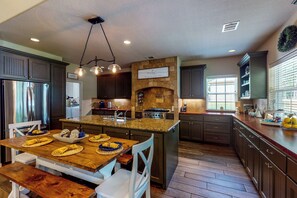 House (3 Bedrooms) | Interior - Cape Royale 3BR Estate by Lake Livingston (Coldspring)