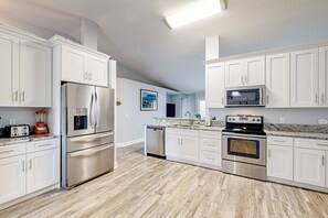 House (4 Bedrooms) | Interior - Summerfield Home w/ Pool & Hot Tub! (Summerfield)