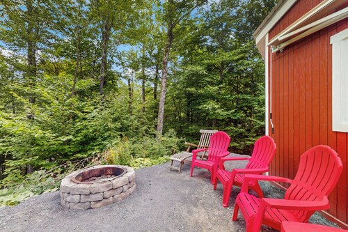 1 BR Tiny House, Window AC, Bbq, Fire Pit, W & D