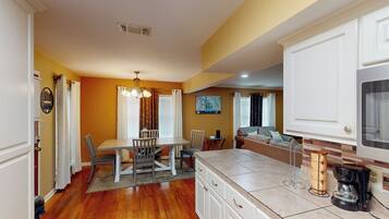 Apartemen (2 Bedrooms) | Interior