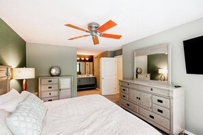 House (3 Bedrooms) | Interior - Waterfront 3BR w/ Heart-shaped Pond & Vitamix (Carmel)