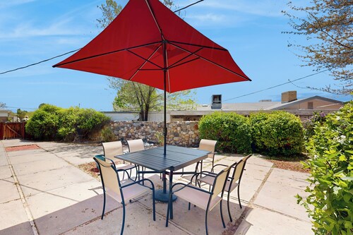 Single Story 4BR w/ Patio, Central AC, W & D