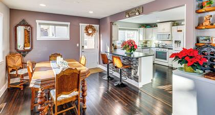 Spacious & Family Friendly! Lincoln Home Near Dtwn