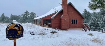 Mountain-view 3BR w/ Fireplace, Games, & Grill