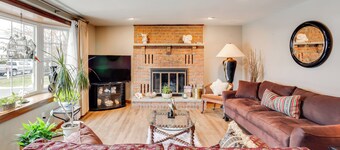 '3 Pines Retreat' Family Home in Carlisle!