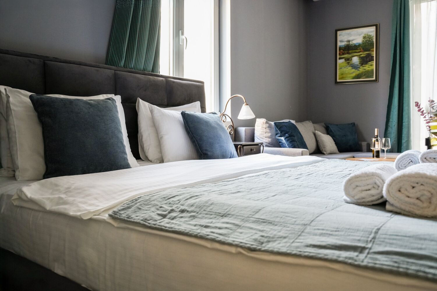 Ferros/tábuas de passar roupa, Wi-Fi, roupa de cama