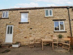 Exterior - Starlight Cottage (Scarborough)