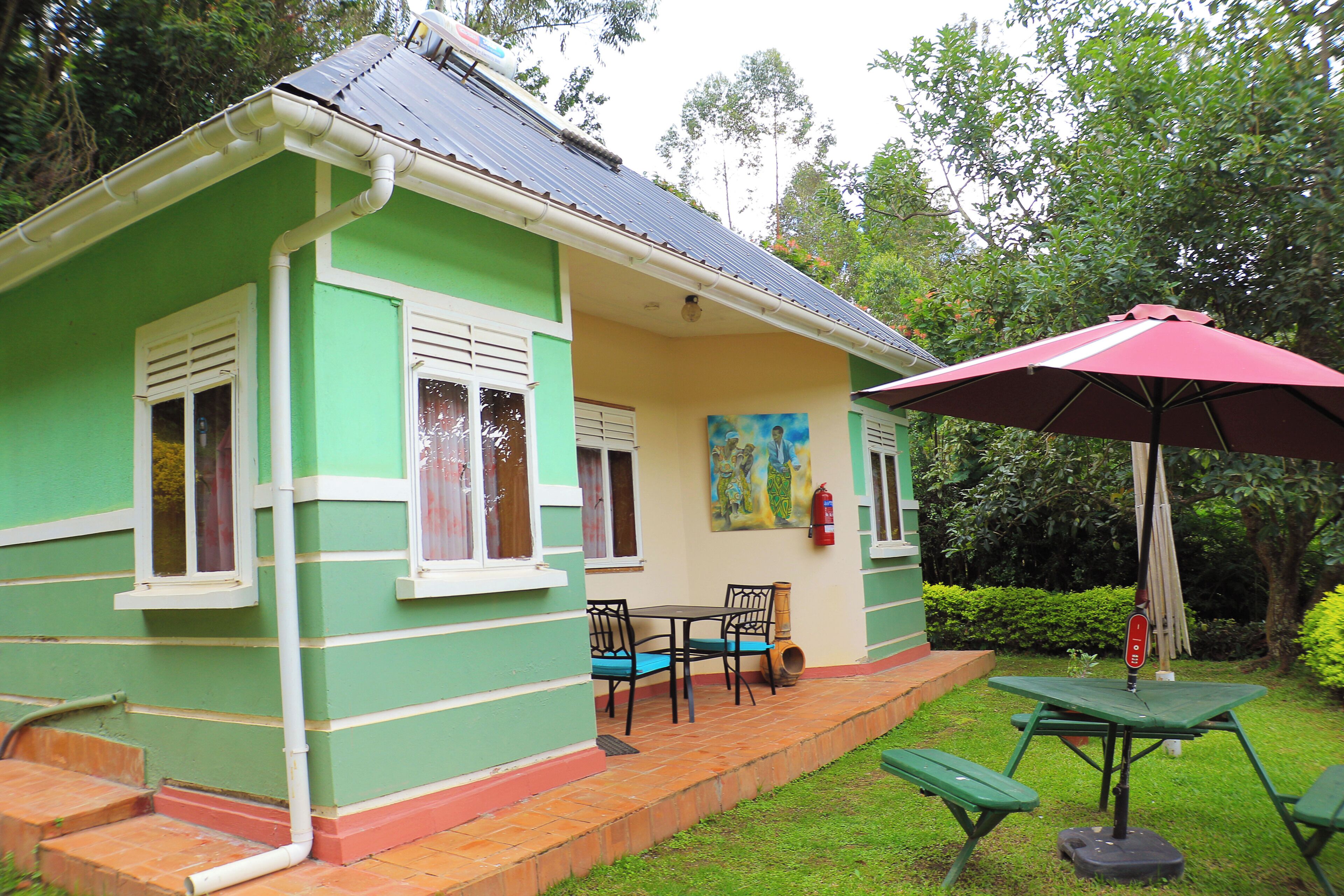 Comfort Cottage | Tempat makan luar