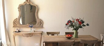 La Music Room - a charming studio with terrace in the village of Lourmarin