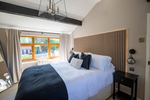 4 soverom, individuelt dekorert og individuelt innredet