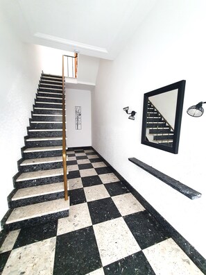 Interior - Practical Work-Ready Apartment with All Essentials near Antwerp. (Antwerpen)