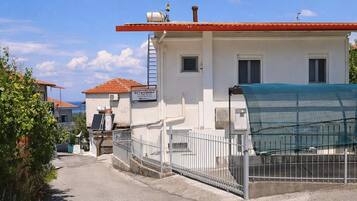 House | 2 bedrooms, Internet
