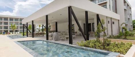 อพาร์ทเมนท์ | 2 ห้องนอน, อินเทอร์เน็ตความเร็วสูง