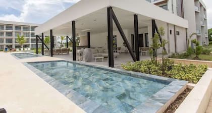 NOK Elegant 2BR Apt by Vistacana