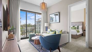 2 عدّة غرف نوم وخدمة الإنترنت