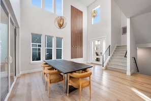 5 bedrooms, Internet - Ski Chalet Chic Retreat With Hot Tub (Park City)