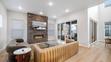 House | 5 bedrooms, Internet