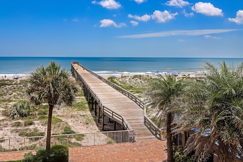 Cozy Ocean View Family Retreat - 3BR - Amelia by the Sea