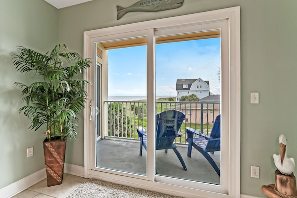 Condo, 1 Bedroom | Interior