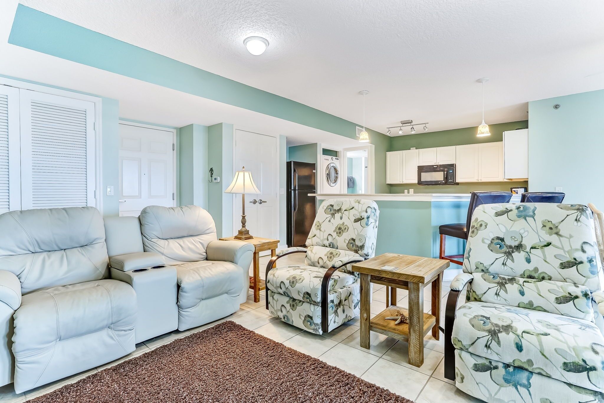 Condo, 1 Bedroom | Living area | Smart TV