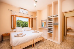 Fer et planche à repasser, Wi-Fi, draps fournis