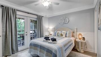 Condo, 2 Bedrooms | 2 bedrooms, laptop workspace, iron/ironing board, free WiFi