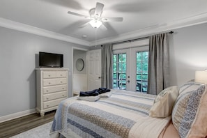 Condo, 2 Bedrooms | 2 bedrooms, desk, laptop workspace, iron/ironing board - Fernandina Beach Hidden Gem Amelia Landings - 9F (Fernandina Beach)