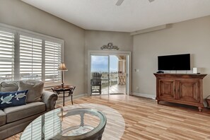 Condo, 3 Bedrooms | Living area | Smart TV