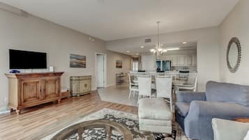 Condo, 3 Bedrooms | Living area | Smart TV