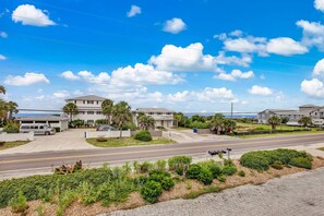 Property grounds - Haven across the Ocean - Pet Friendly 1931 S Fletcher (Fernandina Beach)