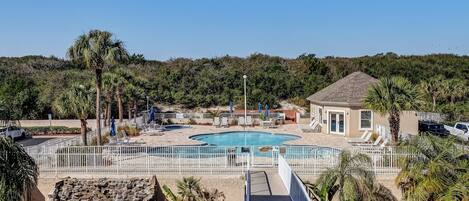 Condo, 3 quartos | Piscina