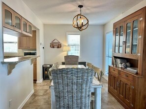 House, 2 Bedrooms | Dining - Serene Oceanfront Getaway in Amelia Island - Pet Friendly (Fernandina Beach)