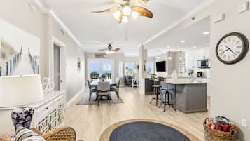 Lejlighed - 3 soveværelser | Opholdsområde | Smart-tv