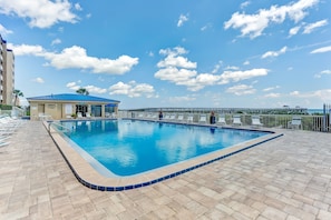 Pool - Oceanfront 2BR w/ Stunning Views Amelia by the Sea (Fernandina Beach)