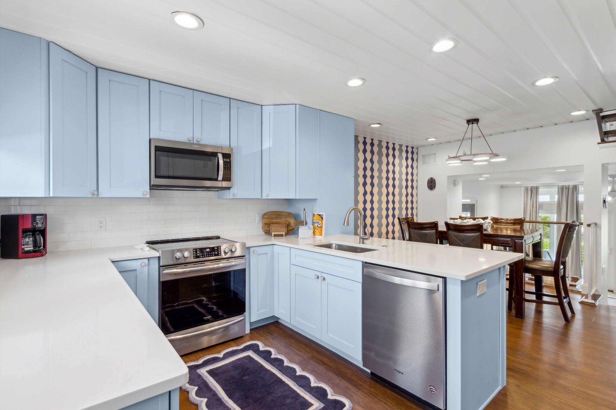 Townhome, 3 Bedrooms | Private kitchen | Fridge, oven, coffee/tea maker, toaster