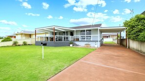 Exterior - Riverside Retreat – soak up the riverside vibe on Crookhaven River (Greenwell Point)