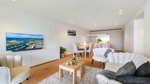Smart TV - Marina Belle – stylish waterfront escape with comfort, views and convenience (Shell Cove)