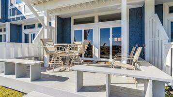 Townhome, 3 Bedrooms | Outdoor dining