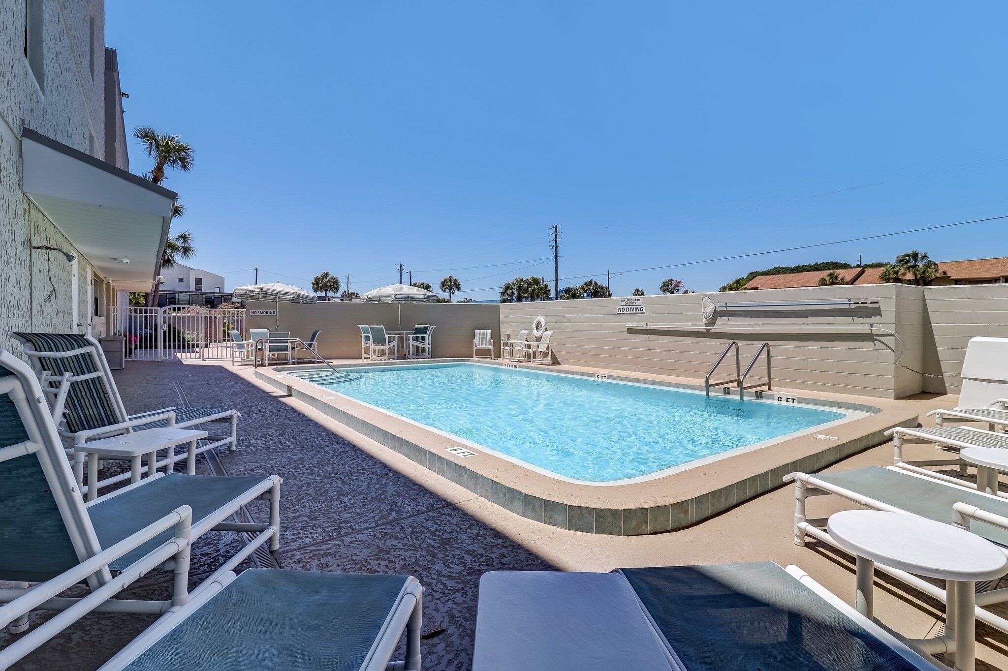 Appart'hôtel, 2 chambres | Piscine