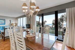 Condo, 2 quartos | Opções para refeição