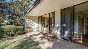 Apartamento, 2 habitaciones | Terraza o patio