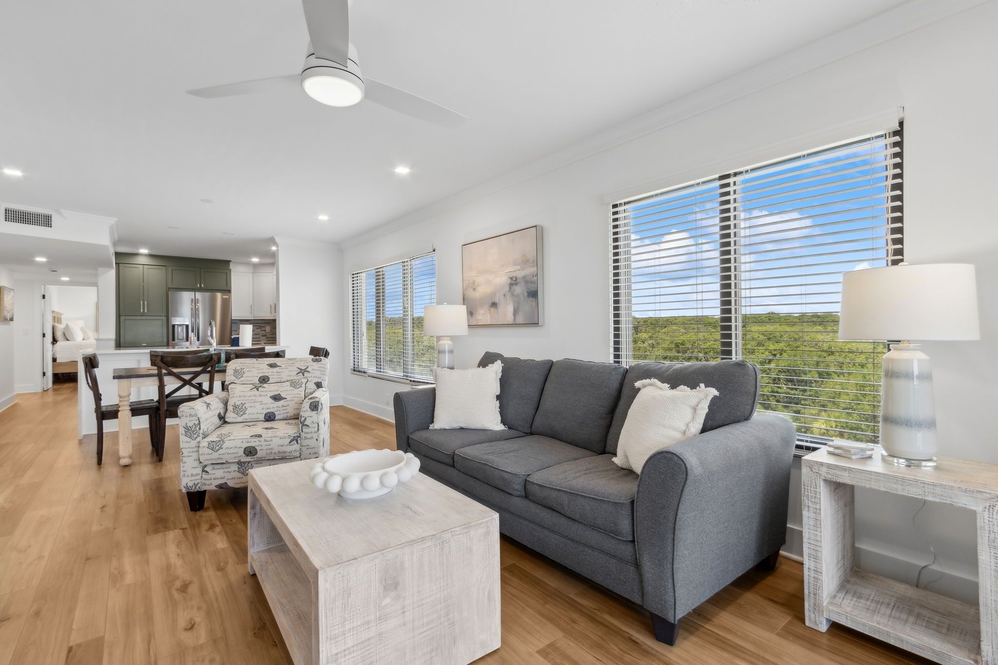 Condo, 2 Bedrooms | Living area