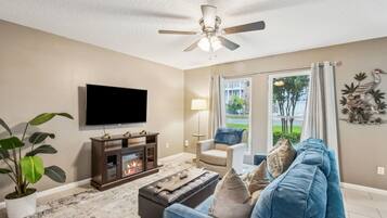 Appart'hÎtel, 2 chambres | Coin séjour