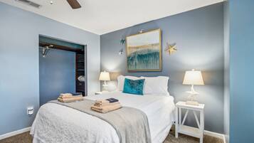 2 chambres, bureau, espace de travail pour ordinateur portable