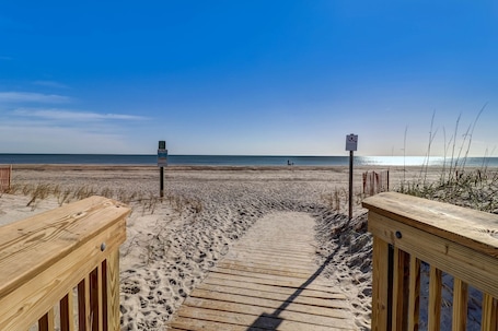 Apartamento, 2 habitaciones | Playa. Pet Friendly Beach Retreat Fernandina Shores - 6355