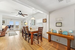 Duplex, 2 Bedrooms | Tempat makan